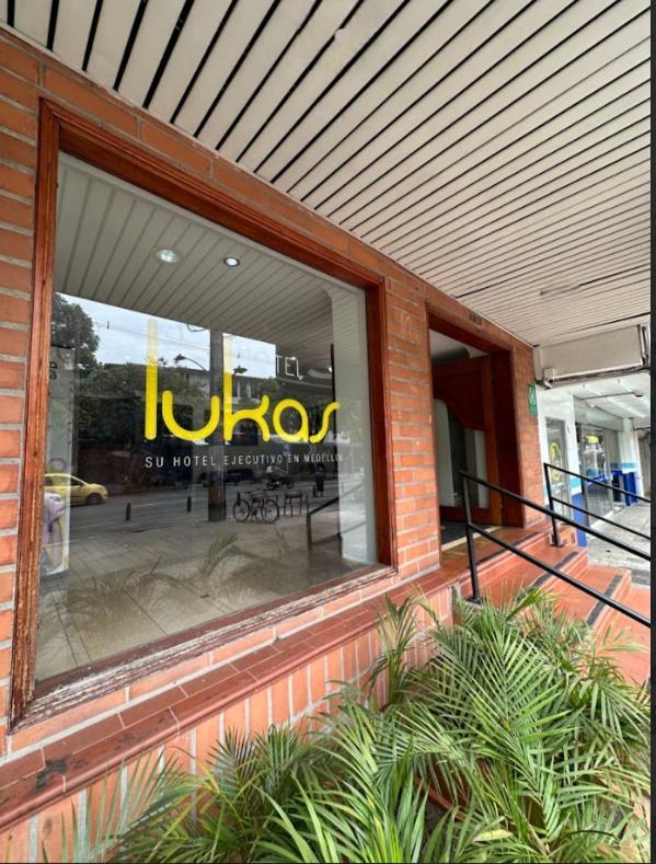 Hotel Lukas Medellin Exterior photo